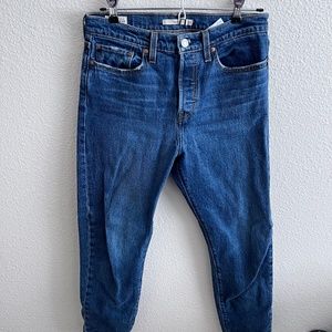 Levi Wedgie Straight Fit Jeans -28